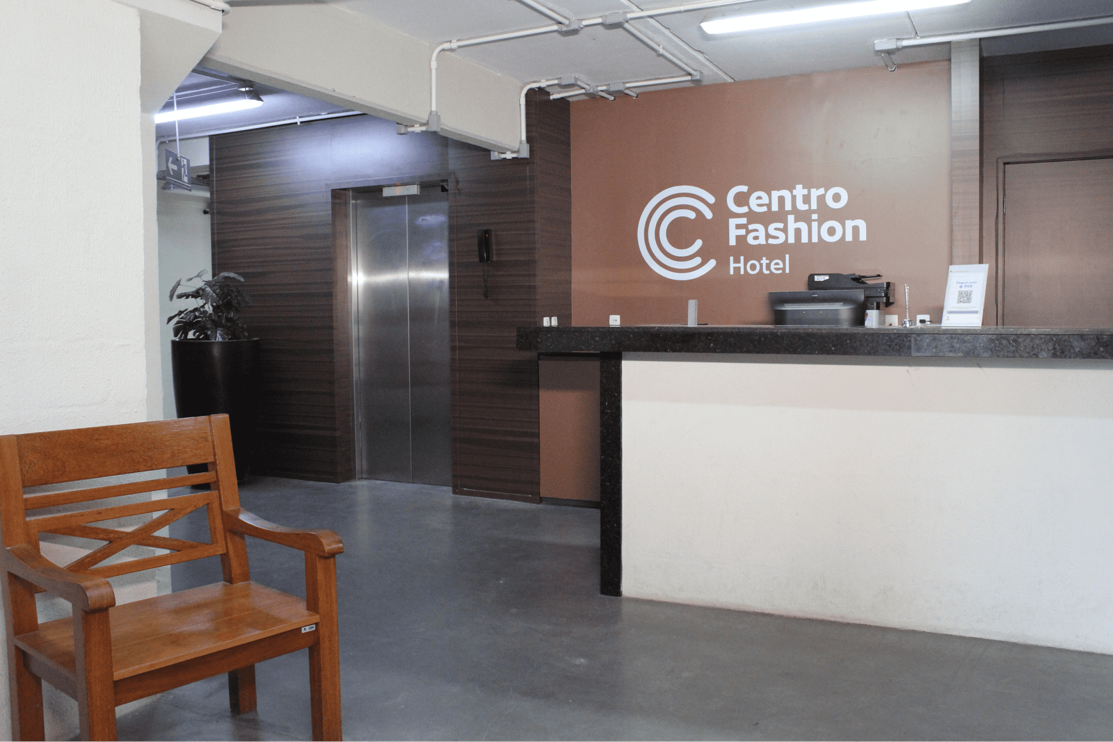 Recepção do Hotel Centro Fashion